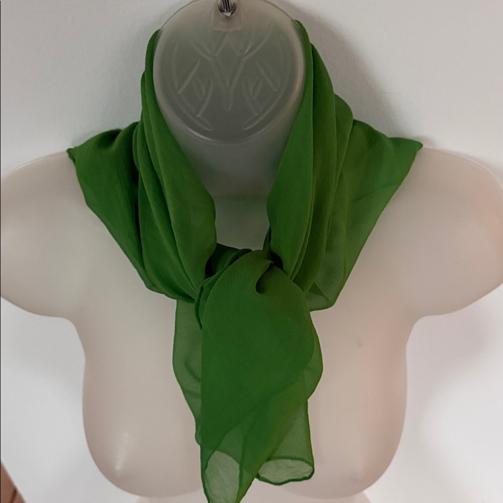 Sally Gee Green Silk Blend Scarf Bandana. Made in Japan VTG